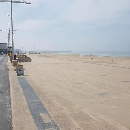 Dunkerque Centre 4 Personnes - Parking Gratuit- * Dunkirk